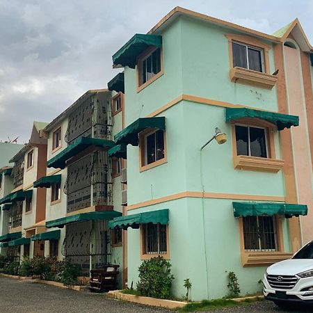 Apartahotel Dona Reyna Alojamientos En Santo Domingo A 5 Min De Aeropuerto Internacional Las Americas El Higo Eksteriør bilde
