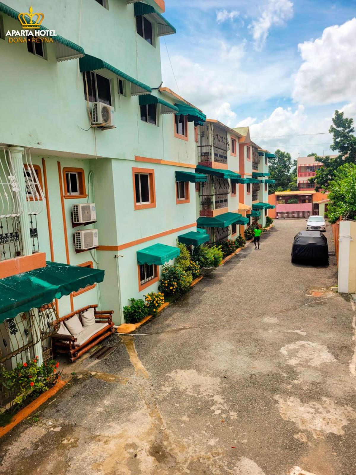Apartahotel Dona Reyna Alojamientos En Santo Domingo A 5 Min De Aeropuerto Internacional Las Americas El Higo Eksteriør bilde
